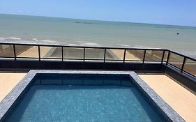 FLAT Pé na areia no Bessa